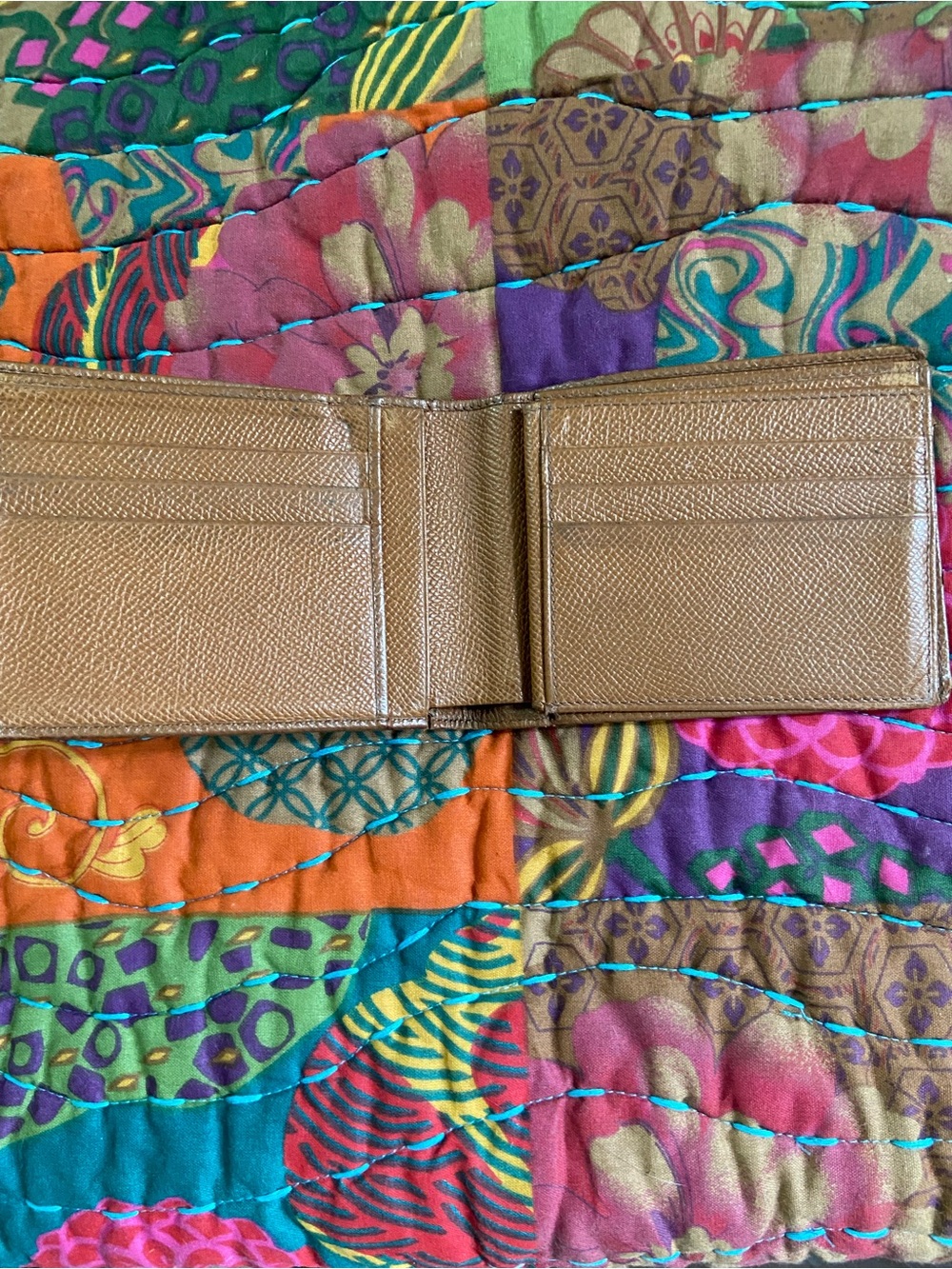 BVLGARI Brown Textured Leather Bi-Fold Wallet (Men’s) - Picture 4 of 8